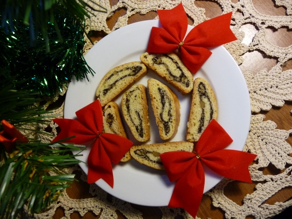 Как приготовить песочное печенье с маком на Рождество