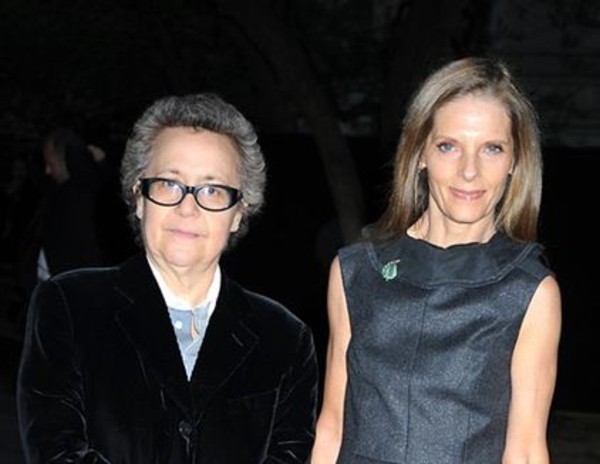 Теперь у малыша Элтона Джона две мамы