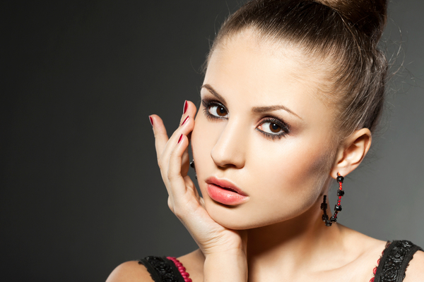 Как ухаживать за кожей лица после торжества