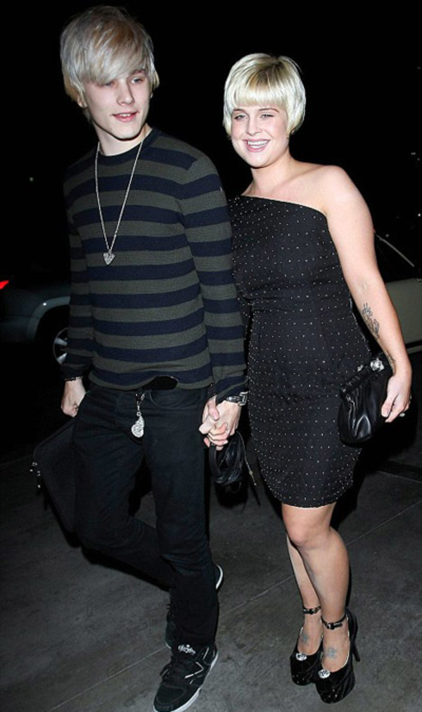 Транссексуал увел жениха у Келли Осборн