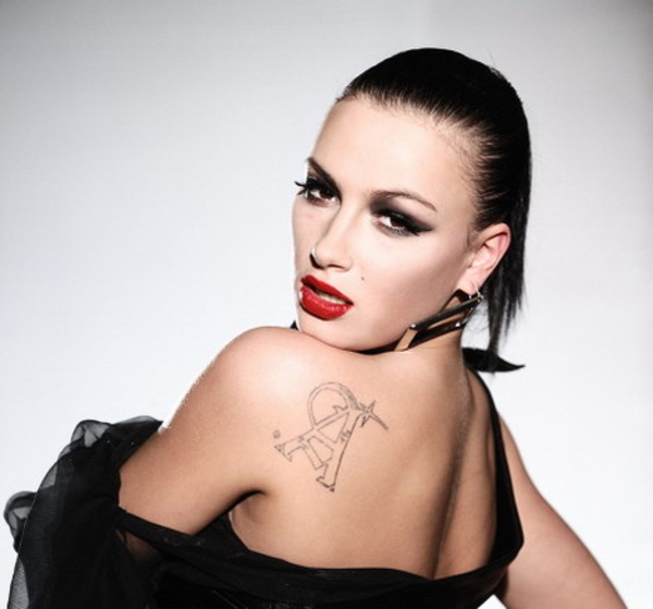 Анастасия Приходько определилась с датой свадьбы