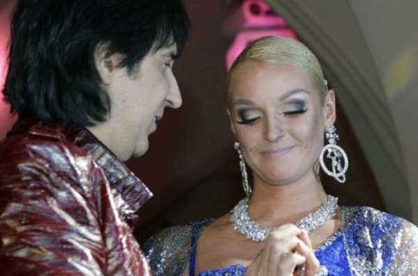 Волочкова: Хотите увидеть мою грудь? Могу показать!