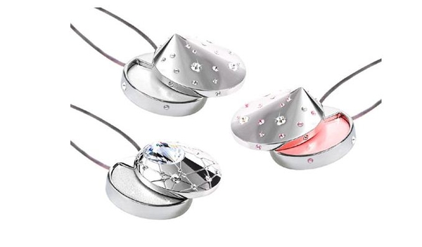 Swarovski представил ювелирную косметику