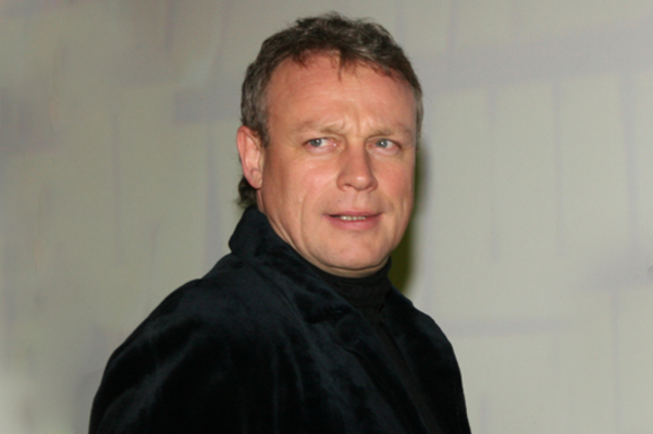 Сергей Жигунов превратился в бомжа