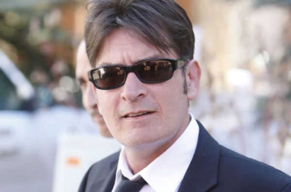 Чарли Шин госпитализирован после бурной вечеринки