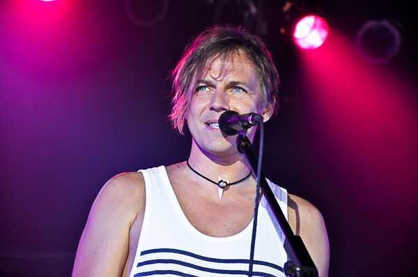 Мумий Тролль сняли новый клип на культовый хит  Somebody To Love