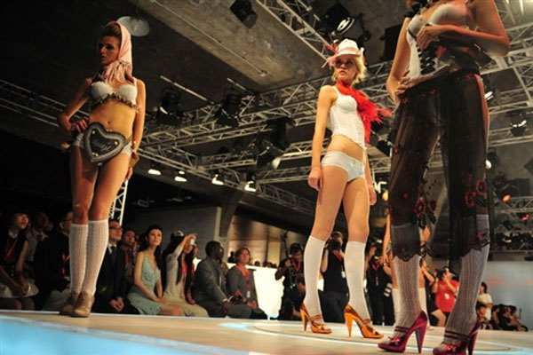 Как проходил дизайнерский конкурс Triumph