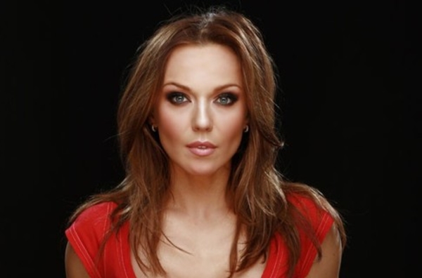 Альбина Джанабаева изводит ревностью  Меладзе