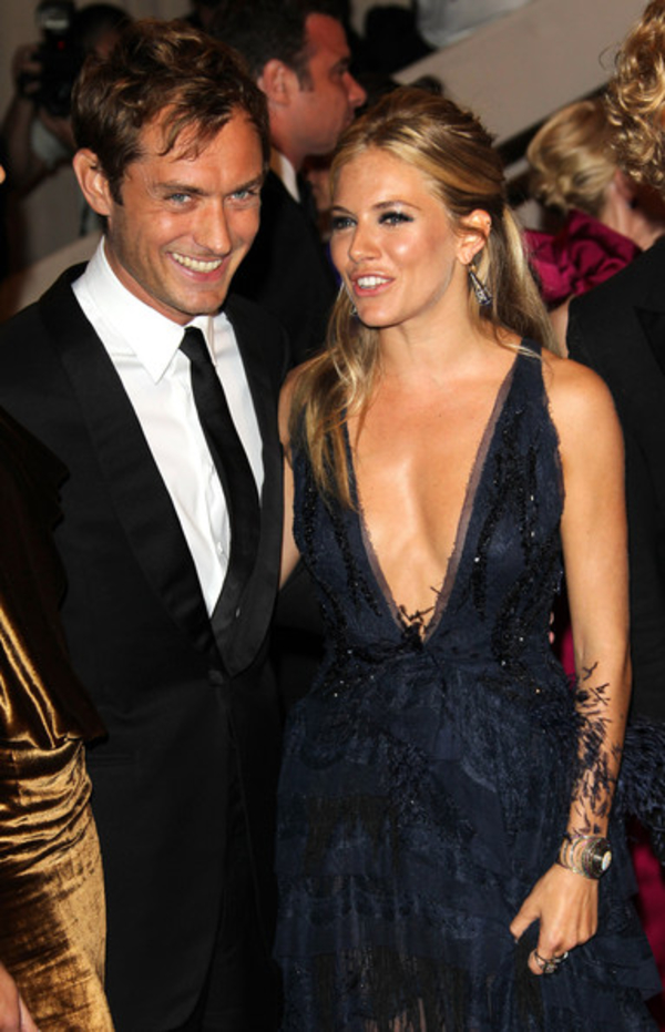 Джуд Лоу и Сиенна Миллер больше не вместе