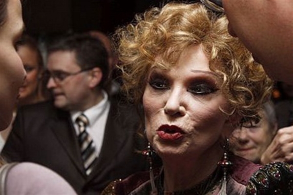 Людмила Гурченко перенесла операцию