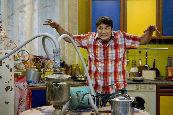 Гена Букин чуть не стал алкоголиком