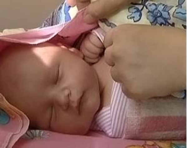 Медики спасли малыша после смерти матери