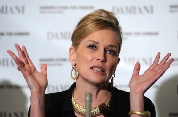 Шерон Стоун пострадала от психа