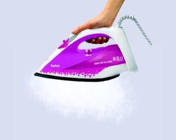 Стильная практичность: Дизайнерский утюг от Prada