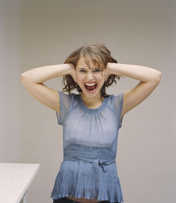 Натали Портман и Джон Галльяно стали врагами