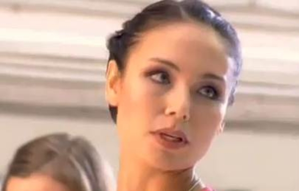 Занимаемся зарядкой вместе с Ляйсан Утяшевой