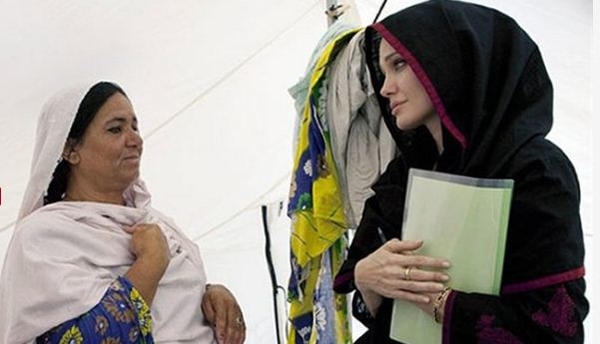 Анджелина Джоли с новой миссией в Афганистане