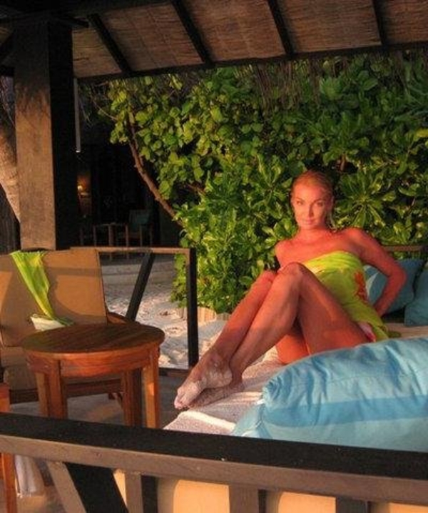 Анастасия Волочкова: 2-я часть мальдивского фотоотчета