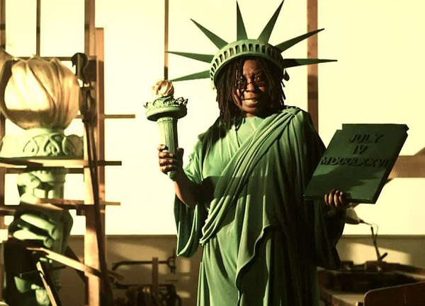 Вупи Голдберг снялась в рекламе гигиенических средств