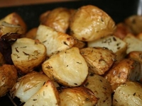 Запеченный картофель с чесноком