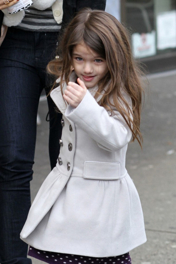 Сури Круз до сих пор сосет соску