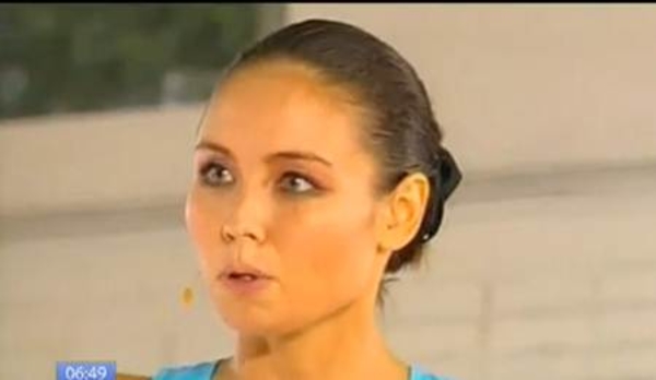 Делаем бодрую зарядку с Ляйсан Утяшевой