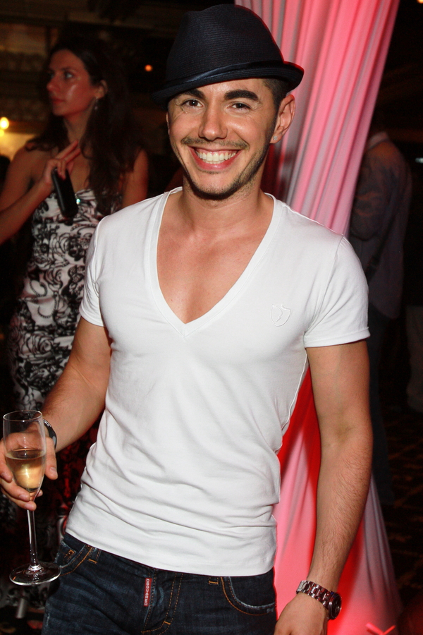 Тимур Родригез