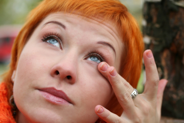 Слезы избавляют организм от токсинов