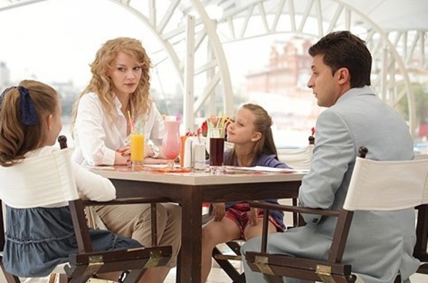 Рязанов не намерен смотреть новый Служебный роман