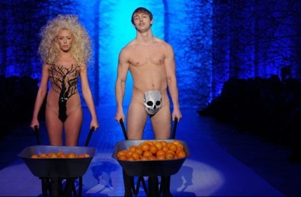 Залевский представил тусовщицу в галифе