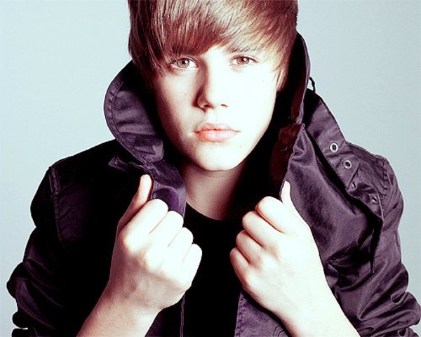 Джастин Бибер побил рекорд  Майкла Джексона