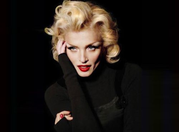 Лайма Вайкуле оговорилась на шоу Звезда+Звезда