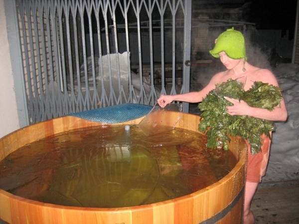 Анастасия Волочкова снова пошла в баню