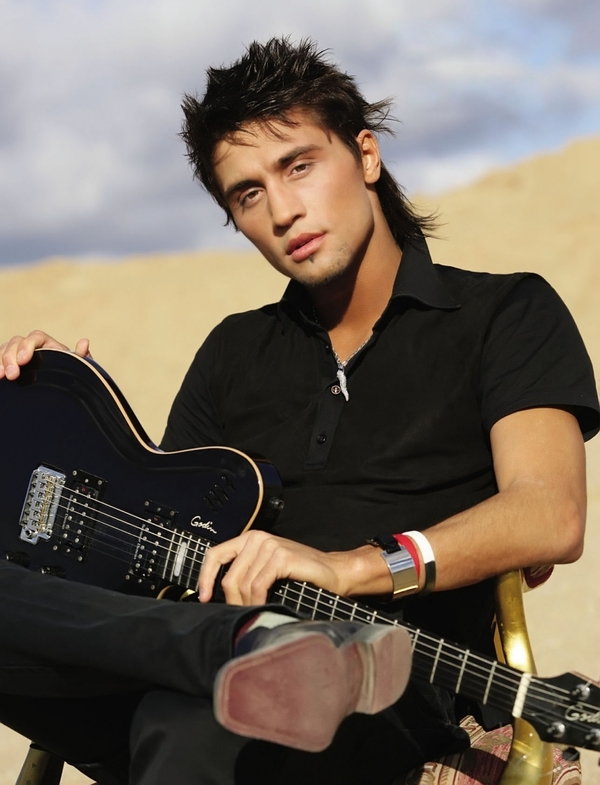 Дима Билан будет оценивать красоту украинок