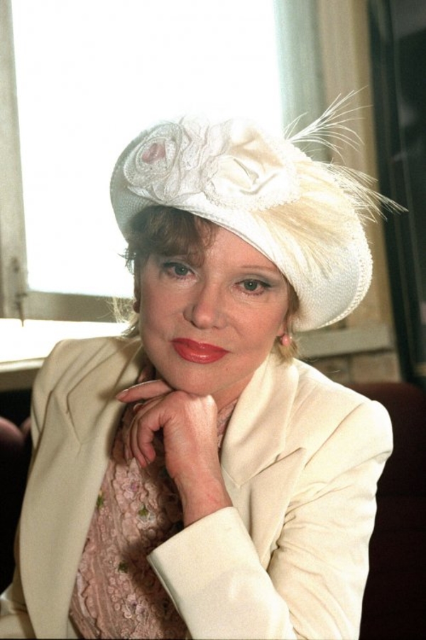 Гурченко похоронили на Новодевичьем кладбище