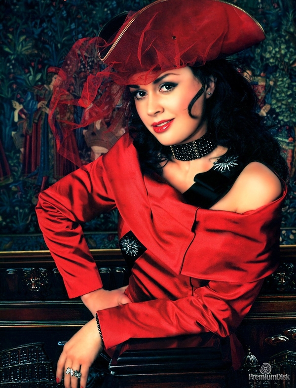 Анастасия Заворотнюк отметила 40-летие