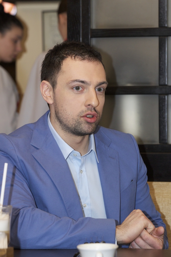 Знаток амурных дел помогает украинкам найти любовь