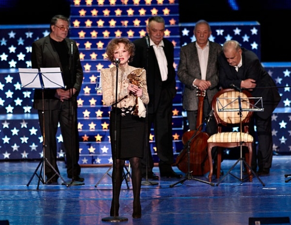 Сейчас в России проходит премия Ника