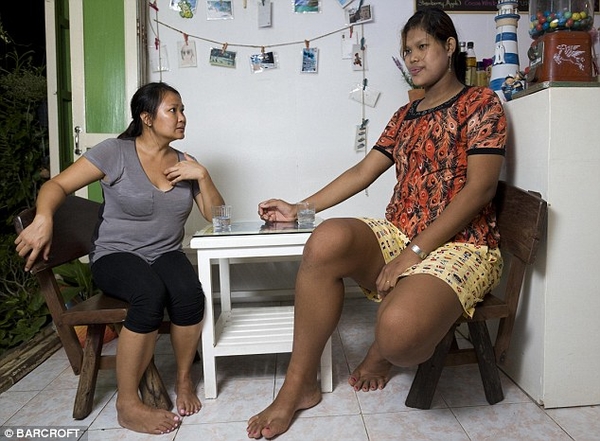 Самый высокий подросток в мире - жительница Таиланда