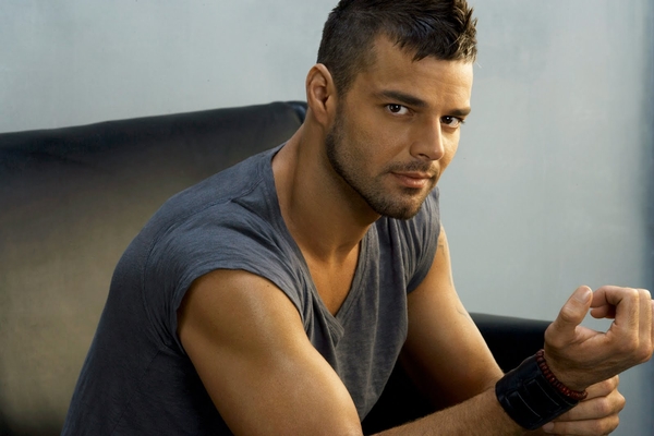 Церковь против Рики Мартина