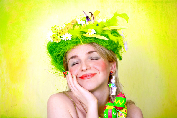 Подготовка к Пасхе: Как украсить яйца