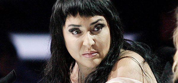 Лолита показала попу на шоу Фактор А