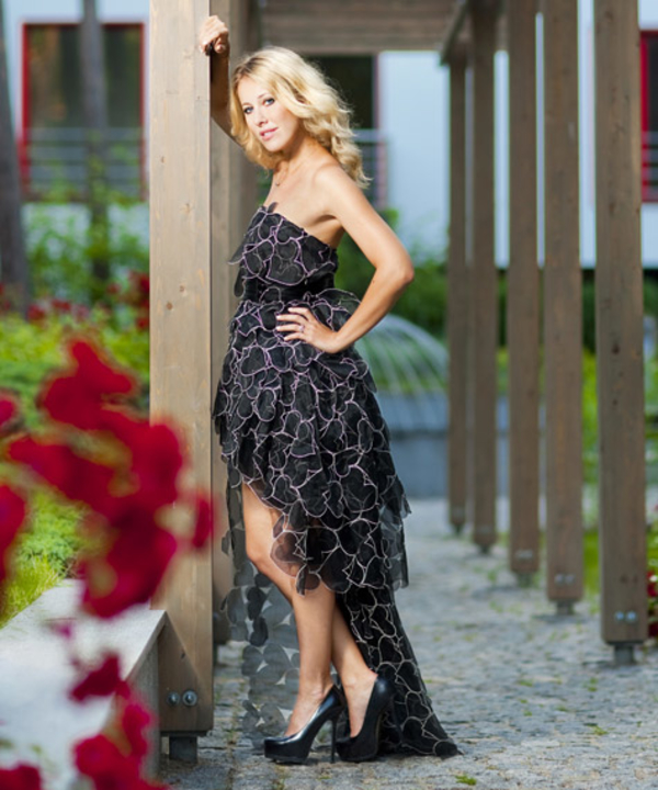 Собчак взяла шефство над уличными собаками