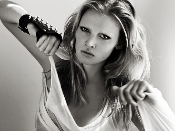 Лара Стоун/ Lara Stone