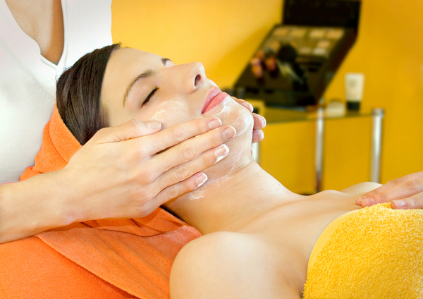 Питательные маски для лица из куркумы