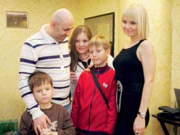 Певица Валерия хотела убить своего ребенка