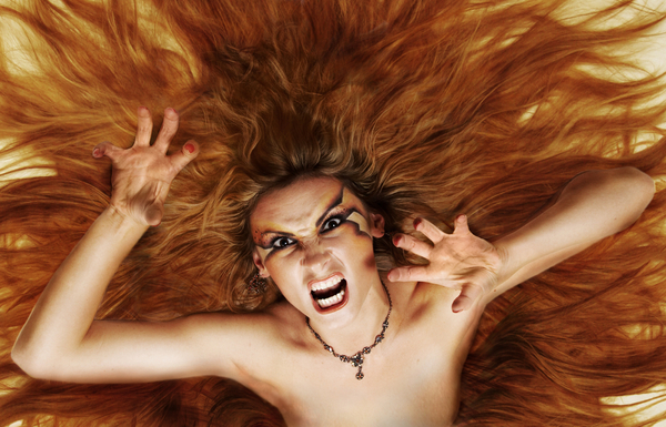 Увлечение макияжем приводит к фобиям