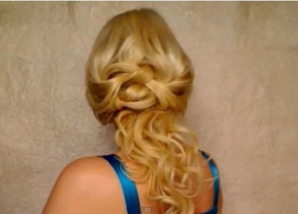 Как сделать оригинальную прическу, завязав волосы