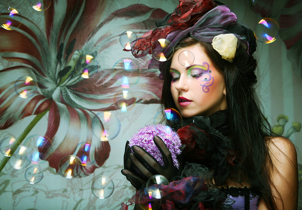 Тренды весенне-летнего макияжа 2011