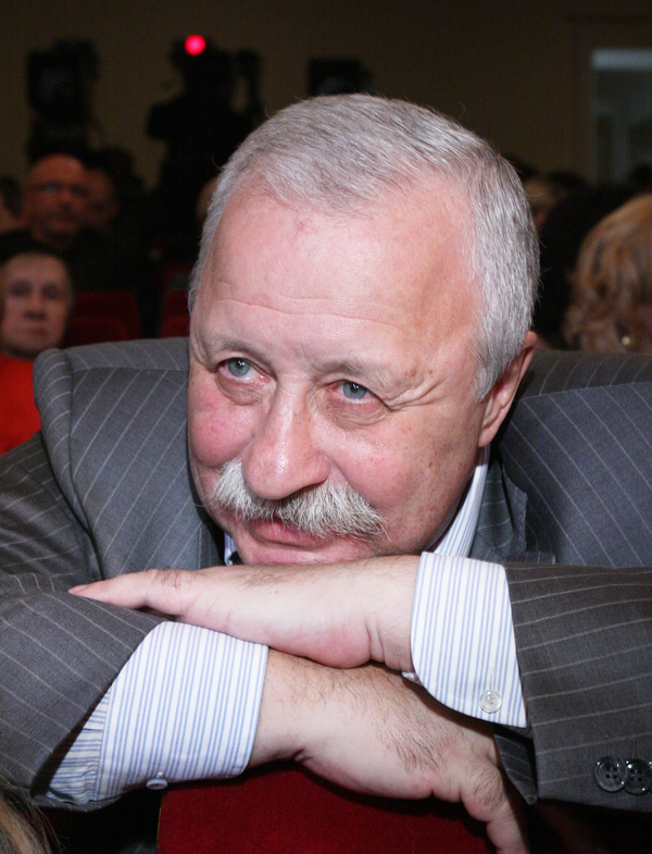 Леонид Якубович